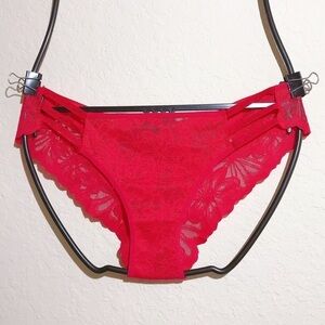 4/$38 💖PINK Victoria’s Secret Panty Cheekster